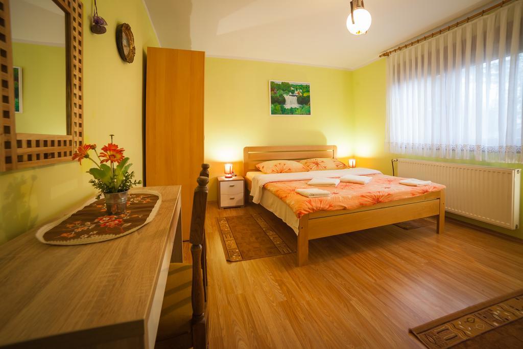 Apartment Zalac Слунь Екстер'єр фото